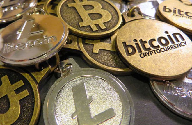 Tiền ảo là gì? Có nên đầu tư vào tiền ảo nữa hay không?